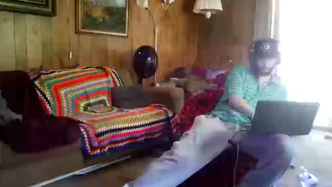 Snapshot of gamerfiend420 chatting on October 2025 08:20:02 PM gamerfiend420 online show from October 2025 08:20:02 PM