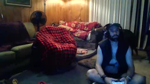 Snapshot of gamerfiend420 chatting on November 2025 08:26:01 AM gamerfiend420 online show from November 2025 08:26:01 AM