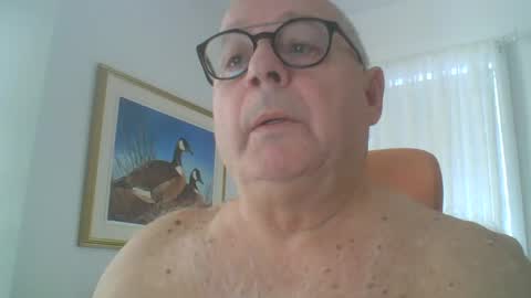 Snapshot of gamin68 chatting on January 2025 01:52:01 PM gamin68 online show from January 2025 01:52:01 PM