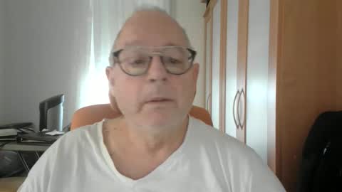 Snapshot of gamin68 chatting on February 2026 02:00:02 PM gamin68 online show from February 2026 02:00:02 PM