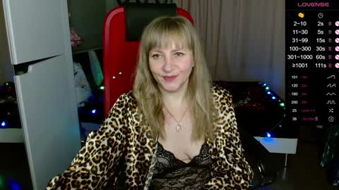 Janette online show from December 2024 12:22:01 AM