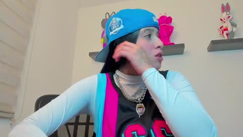 Snapshot of gangster_girl chatting on December 2024 11:47:01 PM GANG online show from December 2024 11:47:01 PM