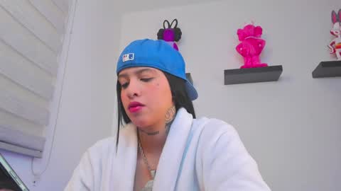 Snapshot of gangster_girl chatting on December 2024 12:54:01 AM GANG online show from December 2024 12:54:01 AM