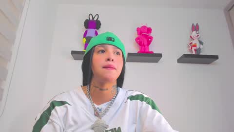 Snapshot of gangster_girl chatting on December 2024 01:15:02 AM GANG online show from December 2024 01:15:02 AM