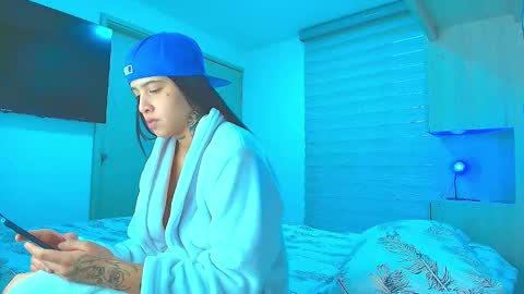 Snapshot of gangster_girl chatting on December 2024 10:45:01 PM GANG online show from December 2024 10:45:01 PM