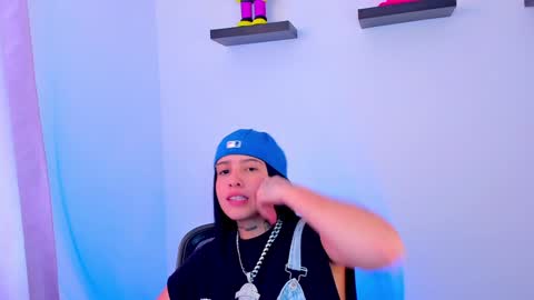 Snapshot of gangster_girl chatting on January 2025 05:54:02 PM GANG online show from January 2025 05:54:02 PM