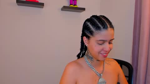 Snapshot of gangster_girl chatting on January 2025 01:15:01 AM GANG online show from January 2025 01:15:01 AM