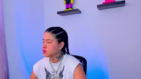 Snapshot of gangster_girl chatting on January 2025 09:24:01 PM GANG online show from January 2025 09:24:01 PM