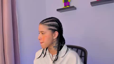 Snapshot of gangster_girl chatting on February 2025 01:10:01 AM GANG online show from February 2025 01:10:01 AM