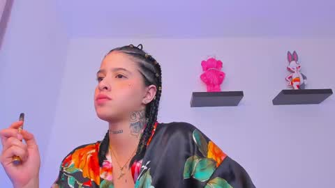 Snapshot of gangster_girl chatting on March 2025 01:23:01 AM GANG online show from March 2025 01:23:01 AM