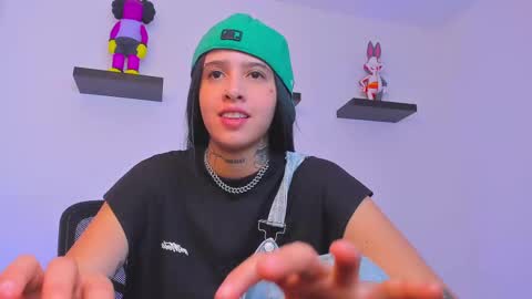 Snapshot of gangster_girl chatting on March 2025 02:34:01 AM GANG online show from March 2025 02:34:01 AM