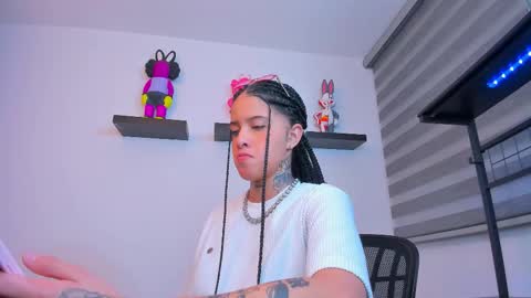 Snapshot of gangster_girl chatting on October 2025 08:32:01 AM GANG online show from October 2025 08:32:01 AM