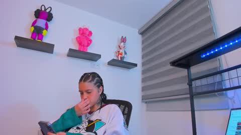 Snapshot of gangster_girl chatting on November 2025 05:39:02 AM GANG online show from November 2025 05:39:02 AM