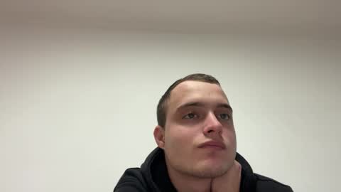 Max online show from March 2026 09:52:02 PM