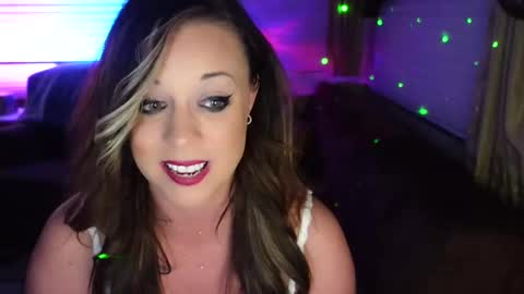 Snapshot of garagesex22 chatting on March 2025 06:54:02 AM Jenna - be back MONDAY night. online show from March 2025 06:54:02 AM