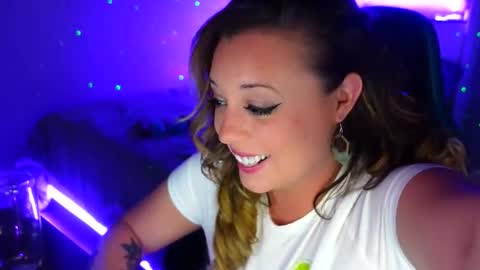 Snapshot of garagesex22 chatting on December 2025 11:27:02 AM Jenna - be back MONDAY night. online show from December 2025 11:27:02 AM