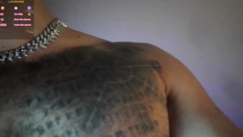 Snapshot of garbel09 chatting on January 2025 08:42:01 PM Chris Dont forget to gift me thumb up Its very important to me and makes me happy AF online show from January 2025 08:42:01 PM