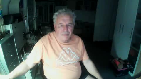 gargamil online show from October 2025 02:25:01 PM