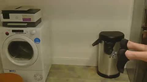 Snapshot of garybaker60 chatting on January 2026 07:19:01 PM Gaz online show from January 2026 07:19:01 PM