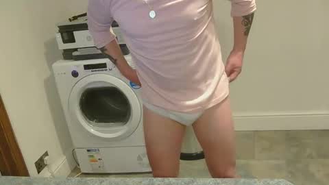 Snapshot of garybaker60 chatting on February 2026 05:31:01 PM Gaz online show from February 2026 05:31:01 PM