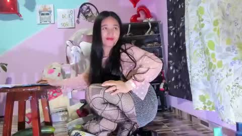 Diana online show from May 2026 03:01:02 AM