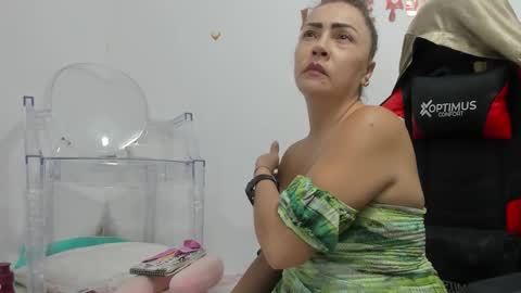 Mfe online show from September 2025 01:43:01 AM