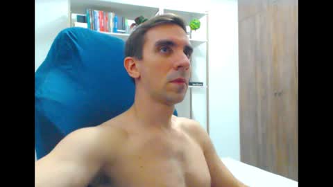 gatosarado23 online show from February 2025 09:59:01 PM