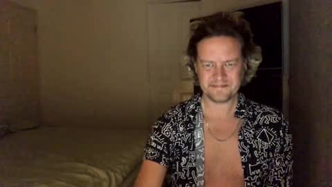 Snapshot of gcsurfer81 chatting on January 2025 09:04:02 AM gcsurfer81 online show from January 2025 09:04:02 AM