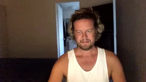 Snapshot of gcsurfer81 chatting on January 2025 08:29:01 AM gcsurfer81 online show from January 2025 08:29:01 AM