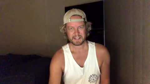 Snapshot of gcsurfer81 chatting on February 2025 08:19:02 AM gcsurfer81 online show from February 2025 08:19:02 AM