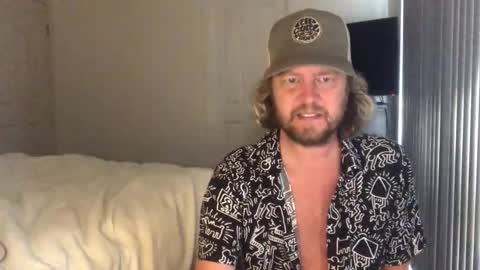 Snapshot of gcsurfer81 chatting on September 2025 05:34:02 AM gcsurfer81 online show from September 2025 05:34:02 AM