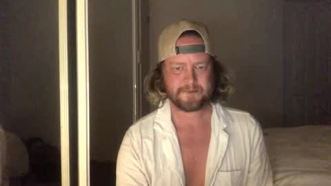 Snapshot of gcsurfer81 chatting on October 2025 07:32:01 AM gcsurfer81 online show from October 2025 07:32:01 AM