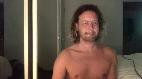 Snapshot of gcsurfer81 chatting on October 2025 09:10:01 AM gcsurfer81 online show from October 2025 09:10:01 AM