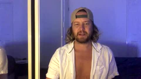 Snapshot of gcsurfer81 chatting on November 2025 11:01:02 AM gcsurfer81 online show from November 2025 11:01:02 AM