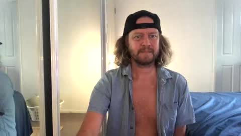 Snapshot of gcsurfer81 chatting on December 2025 07:25:01 AM gcsurfer81 online show from December 2025 07:25:01 AM