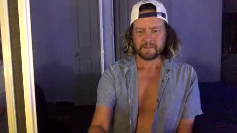 Snapshot of gcsurfer81 chatting on December 2025 09:16:01 AM gcsurfer81 online show from December 2025 09:16:01 AM