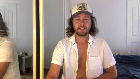 gcsurfer81 online show from March 2026 04:05:02 AM