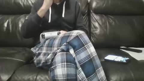 Snapshot of geeezer64 chatting on January 2025 04:00:01 AM geeezer64 online show from January 2025 04:00:01 AM