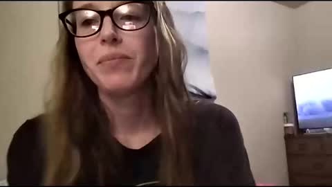 Shannon online show from November 2025 03:20:02 AM