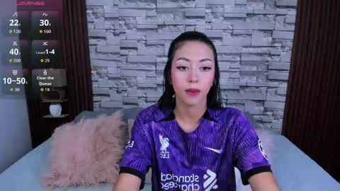 gemma18_ online show from April 2026 10:45:01 PM