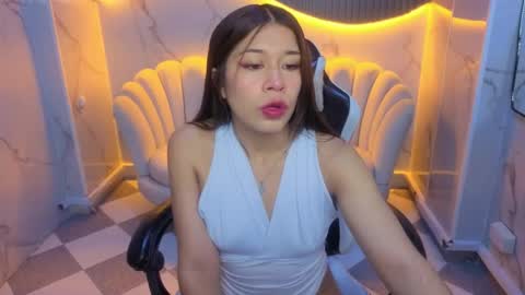 genesis_b_ online show from May 2026 12:43:02 PM