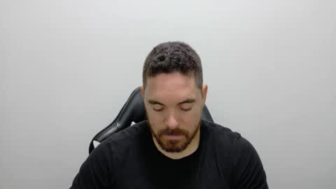 genesis_wb online show from October 2025 02:34:01 AM