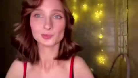 Riana online show from April 2026 01:27:02 PM