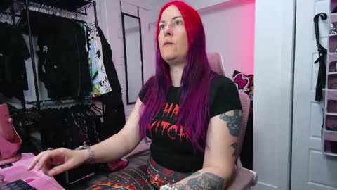Genny Rock   and  online show from April 2026 01:41:02 PM