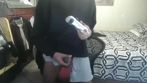 genowixk online show from December 2025 02:02:02 PM