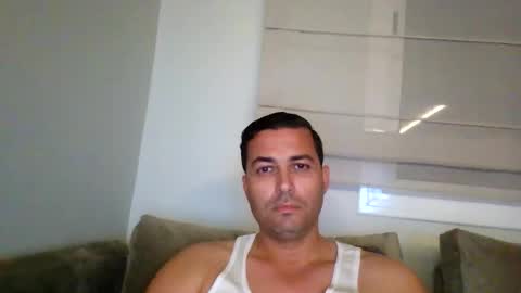 Snapshot of genteldevil chatting on November 2025 11:58:01 PM genteldevil online show from November 2025 11:58:01 PM