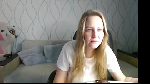 Snapshot of gentle69girl chatting on December 2025 12:44:02 PM Alice online show from December 2025 12:44:02 PM