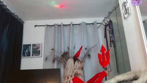 Georgina Santos online show from October 2025 07:14:02 PM