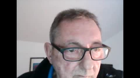 georg1412 online show from October 2025 02:42:02 PM