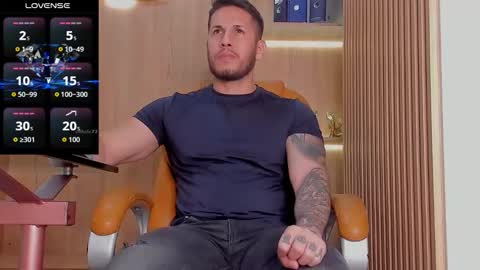 Snapshot of george_diesell_ chatting on December 2025 09:54:02 PM George online show from December 2025 09:54:02 PM